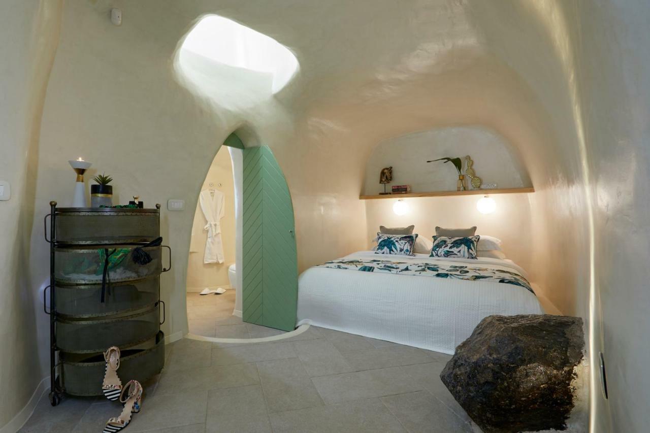 Gitsa Cliff Luxury Villa Imerovigli  Exteriér fotografie